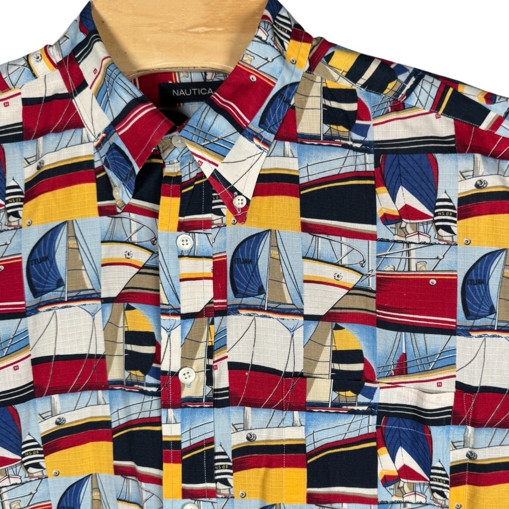Vtg Nautica Mens XL Short Sleeve Button‎ Up Shirt Nautical Sailboat Print
